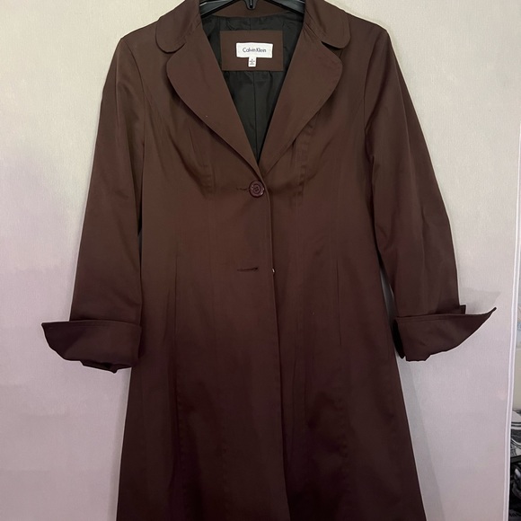Classic and Elegant CK Trench Coat - Picture 3 of 5